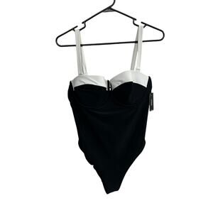 Minimalist Monochrome One Piece Swimsuit Express Body Contour Swim Size L NWT